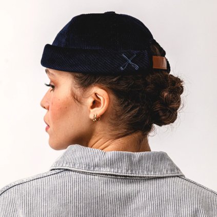 betonxcire miki docker beanie dark indigo velvet corduroy mood 1