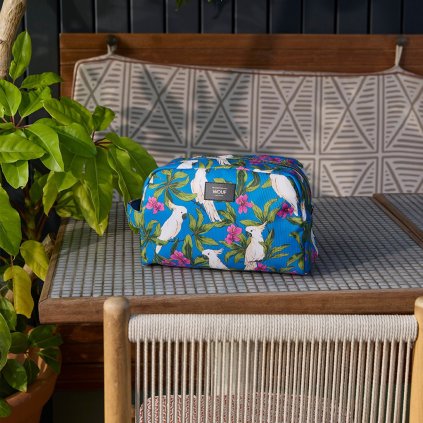 wouf gaia toiletry bag 4