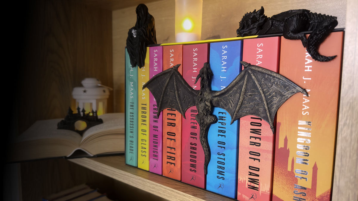 Fantasy držiak na knihy s drakom na polici – originálny doplnok do knižnice