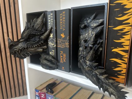 Book Nook: Drak do knižnice