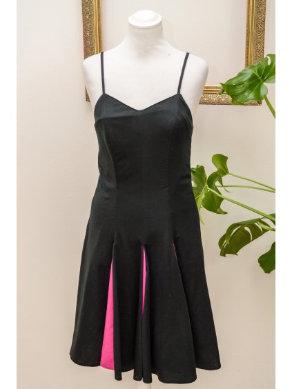 černo růžové šaty na ramínka