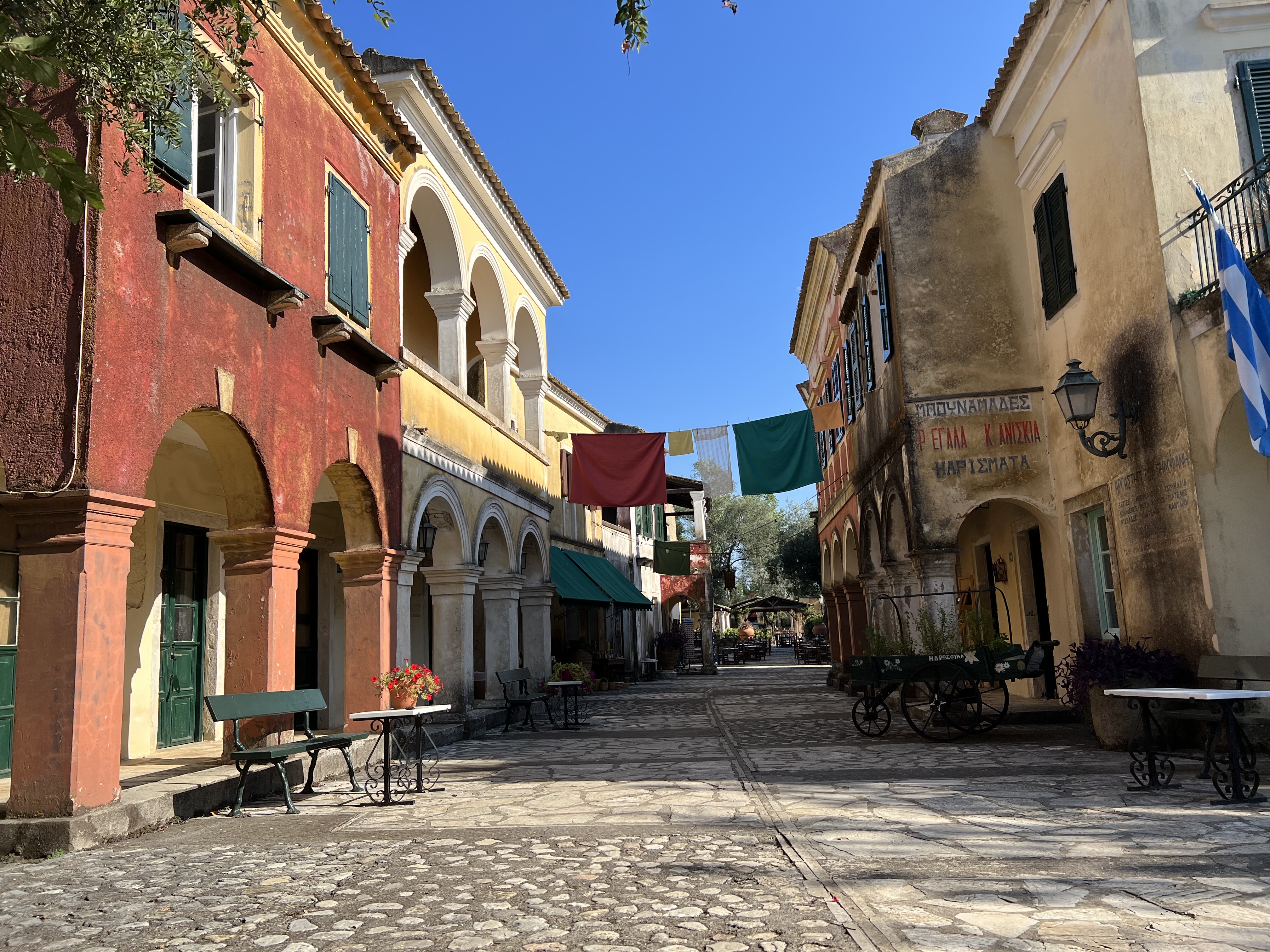 KORFU | VÝLET AUTEM - Desitlérie Vassilakis, Danilia village, Gouvia