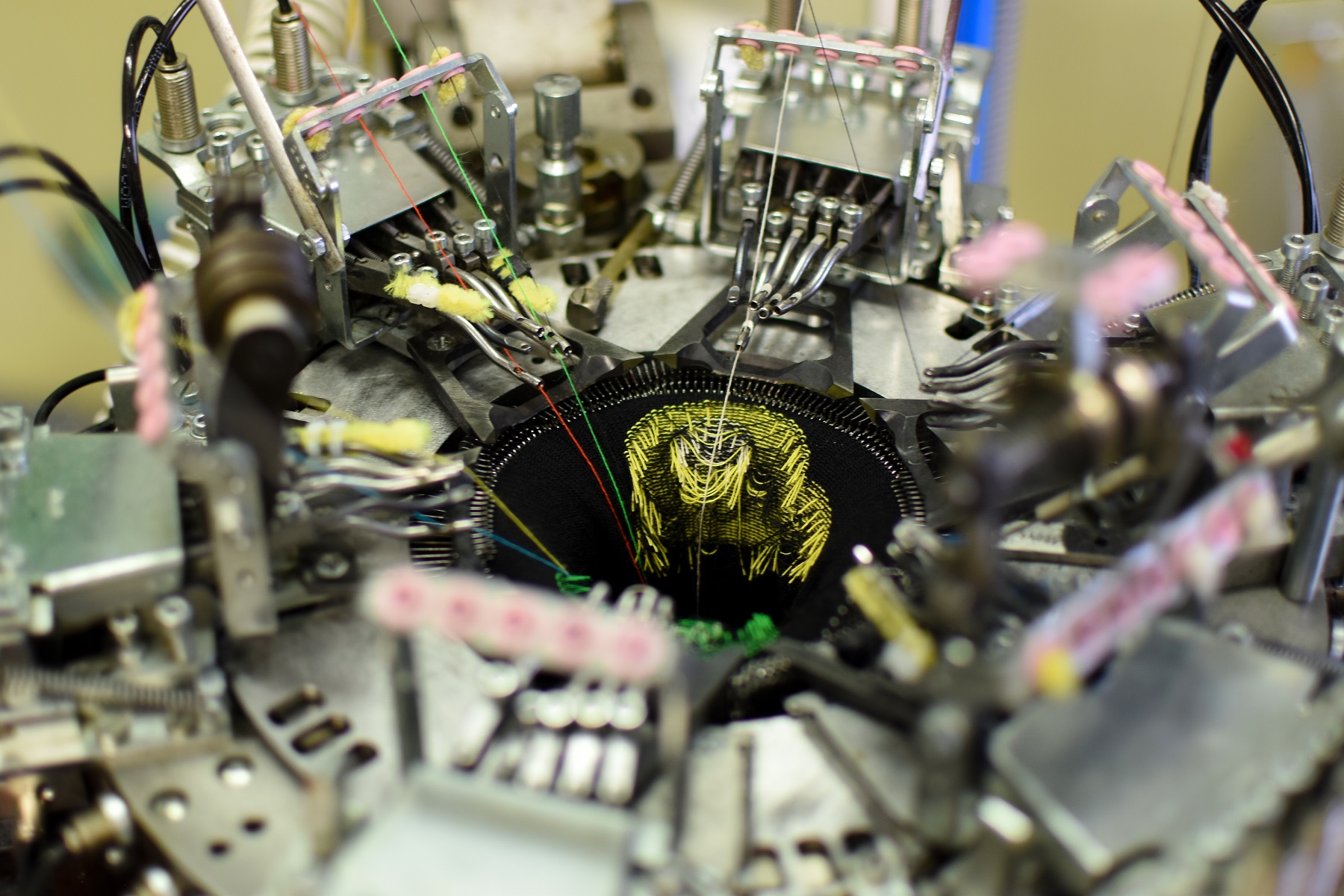 vyroba_ponozky_crazystep_web_04