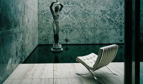 Křeslo Barcelona: nadčasový design v deseti zajímavostech