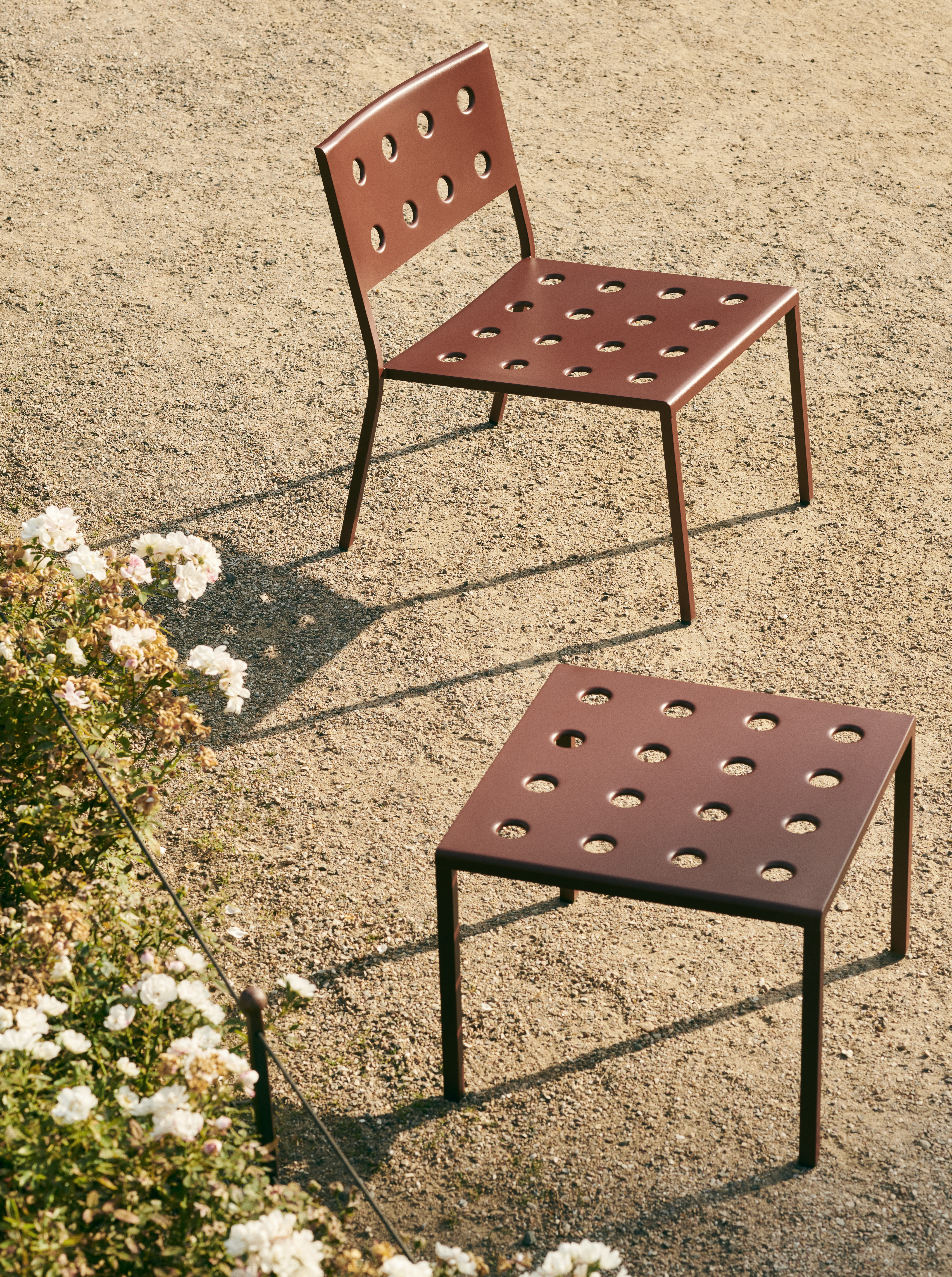 Hay BALCONY LOW TABLE - dark forest 00