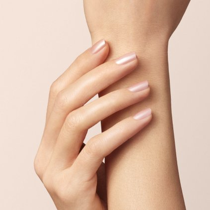 146412 manucurist lak na nehty green carnation