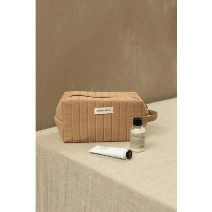 1601632 Monk & Anna Toiletry bag padded birch