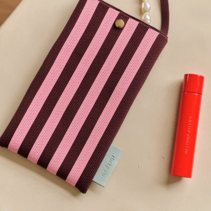 THE STICKY SIS CLUB Taštička na mobil Knitted stripes - chocolate + bubblegum