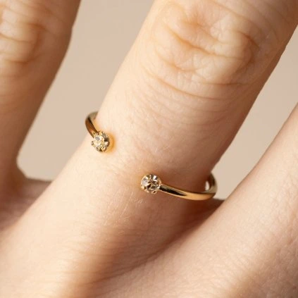 APRIL PLEASE Prsten JONATHAN - Champagne