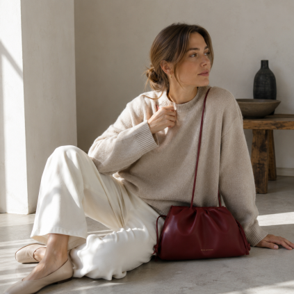 FREYA ESTEPHAN Kožená kabelka medium - Burgundy