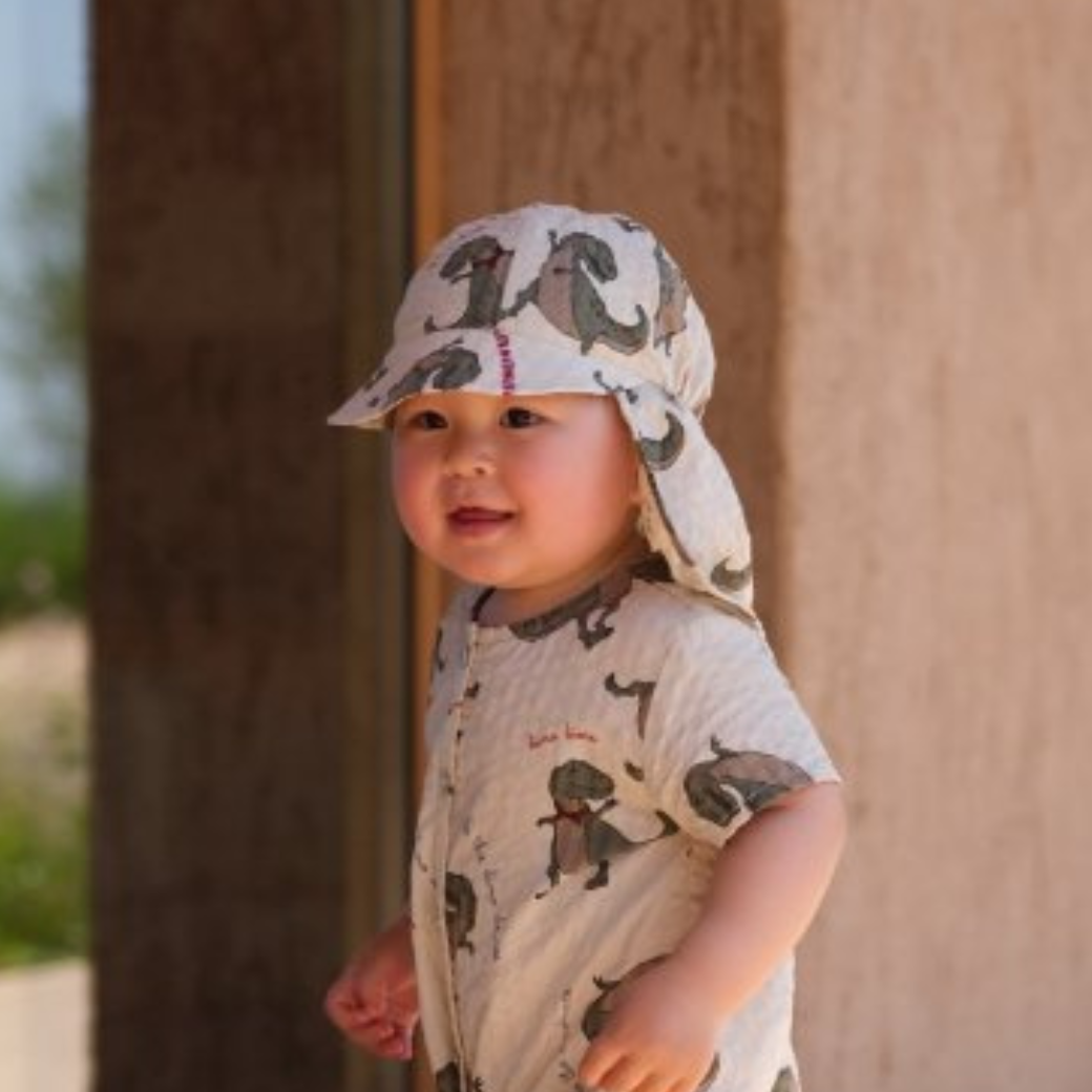 KONGES SLOJD Klobouk ACE BRIM - DANSOSAURUS Velikost: 6-9m