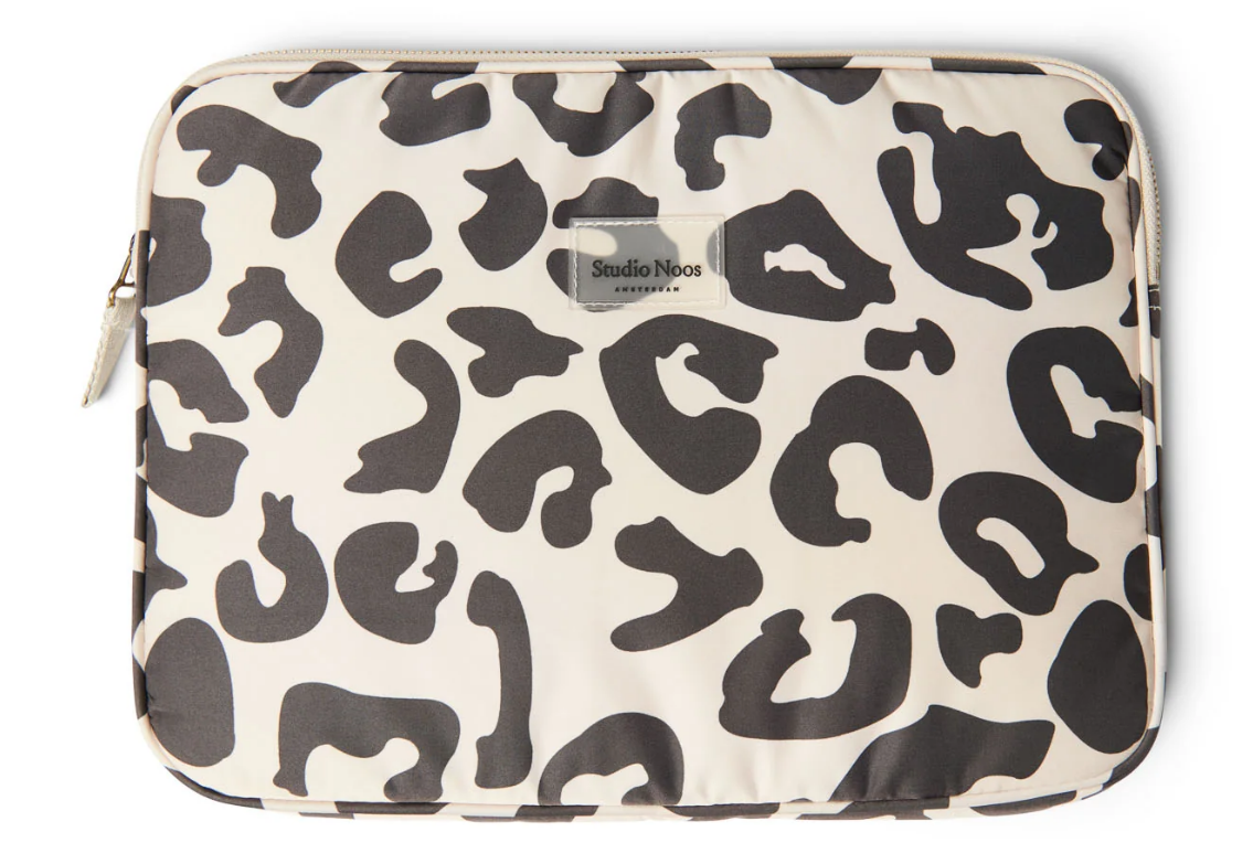 STUDIO NOOS Obal na notebook - Puffy Holy cow Velikost: 13 palců