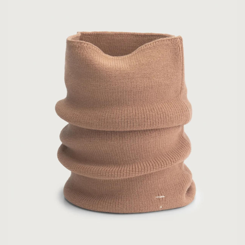 GRAY LABEL Nákrčník - Biscuit