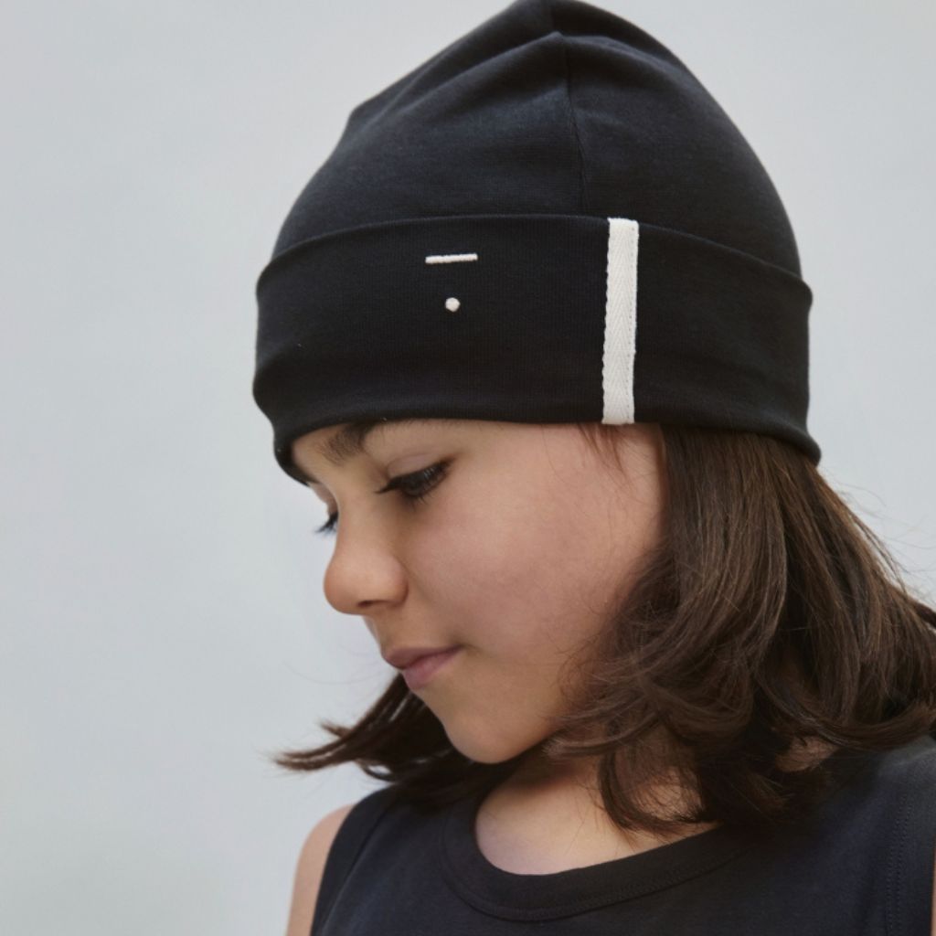 GRAY LABEL Čepice Bonnet GOTS - Nearly Black Velikost: 4-10Y