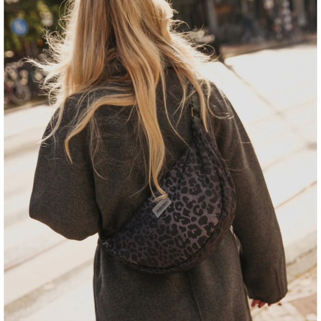 STUDIO NOOS Ledvinka - Antra Leopard Puffy