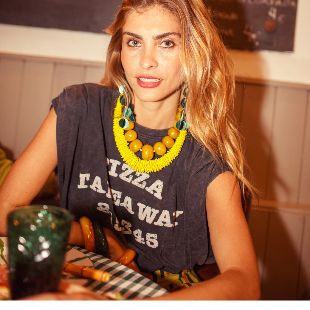 SISTERS DEPARTMENT Dámský top - Faded black "pizza takeaway" Velikost: S