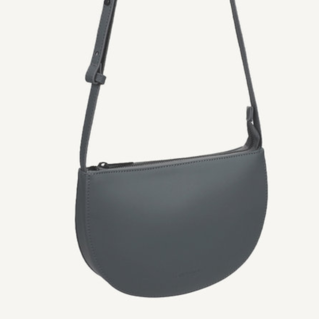 MONK & ANNA Kabelka Half moon Farou - ash