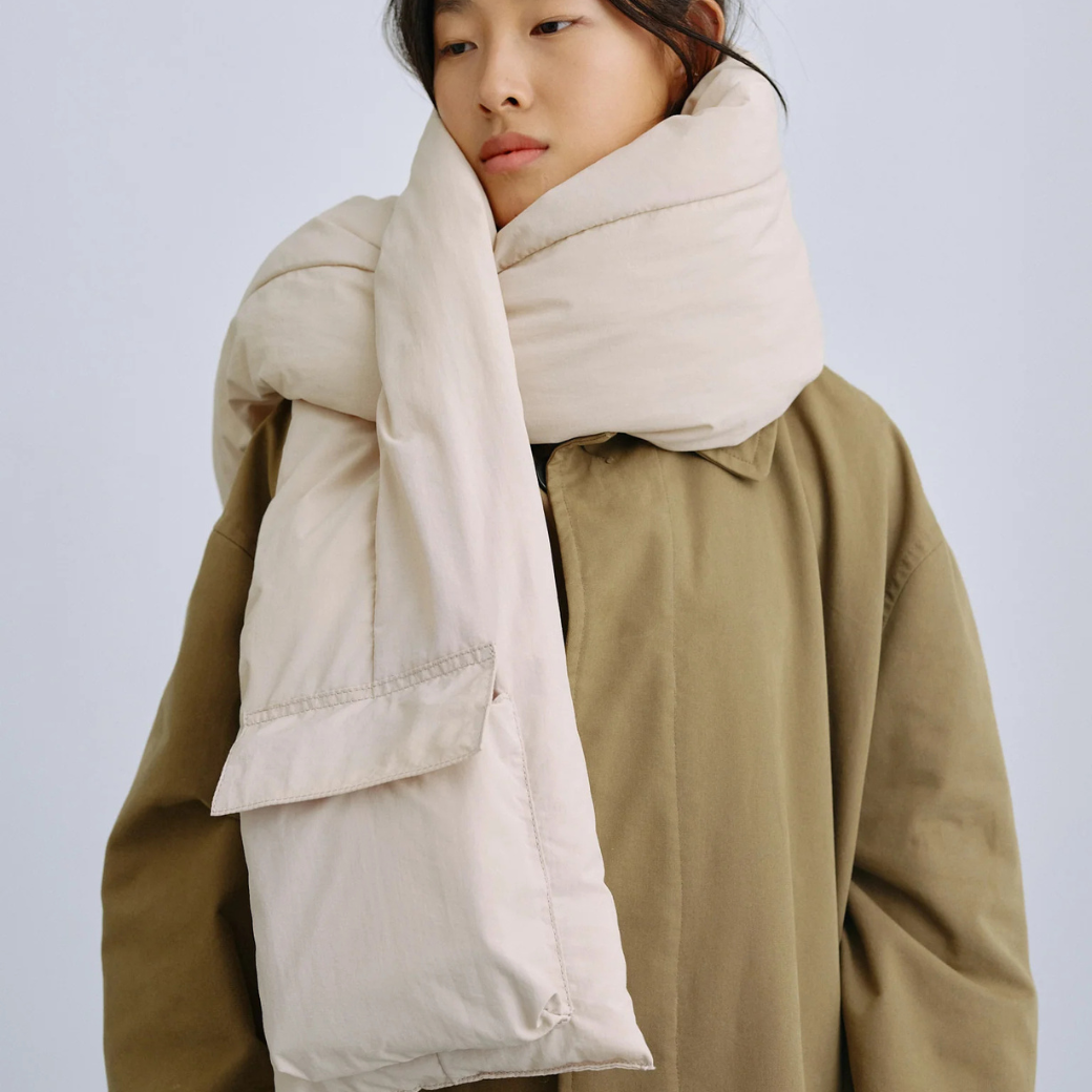 ÖLEND Polstrovaná šála - Sand