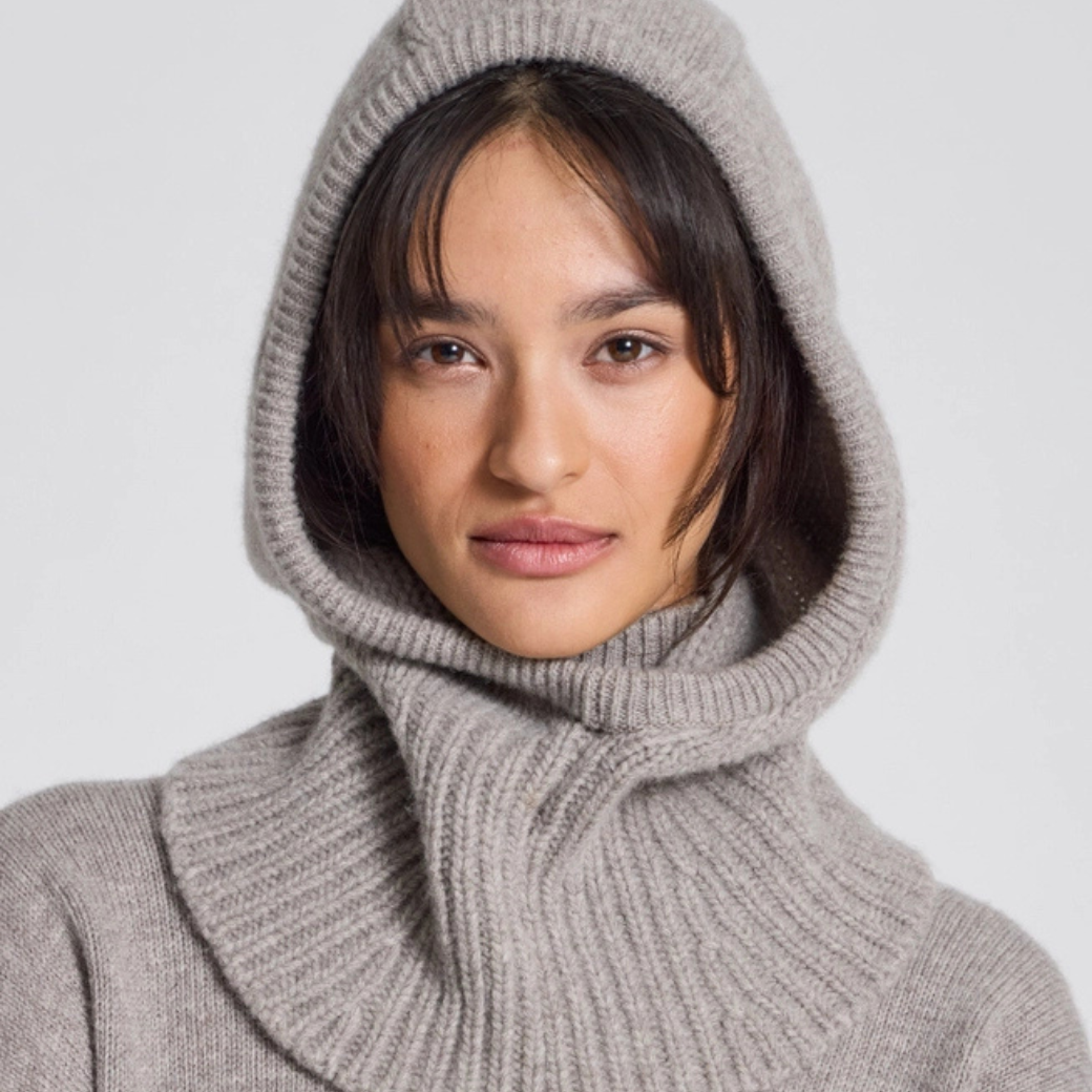 GAI+LISVA Kukla z jehněčí vlny - Stone Grey