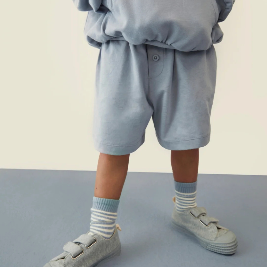 GRAY LABEL Kraťasy Button GOTS - Stone Grey Velikost: 3-4y