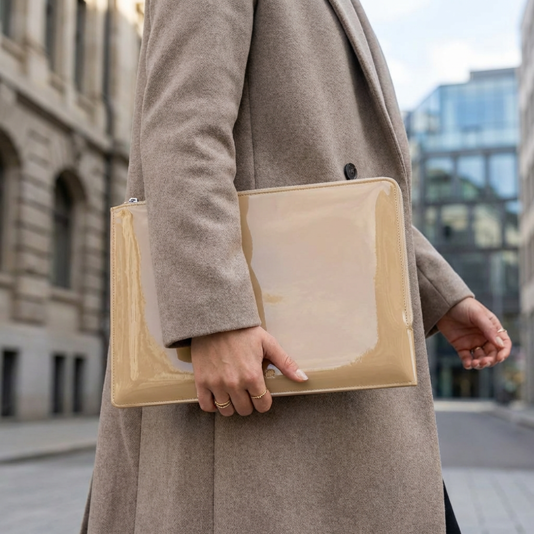 HOLDIT Obal na notebook 14" - Padded Patent Beige