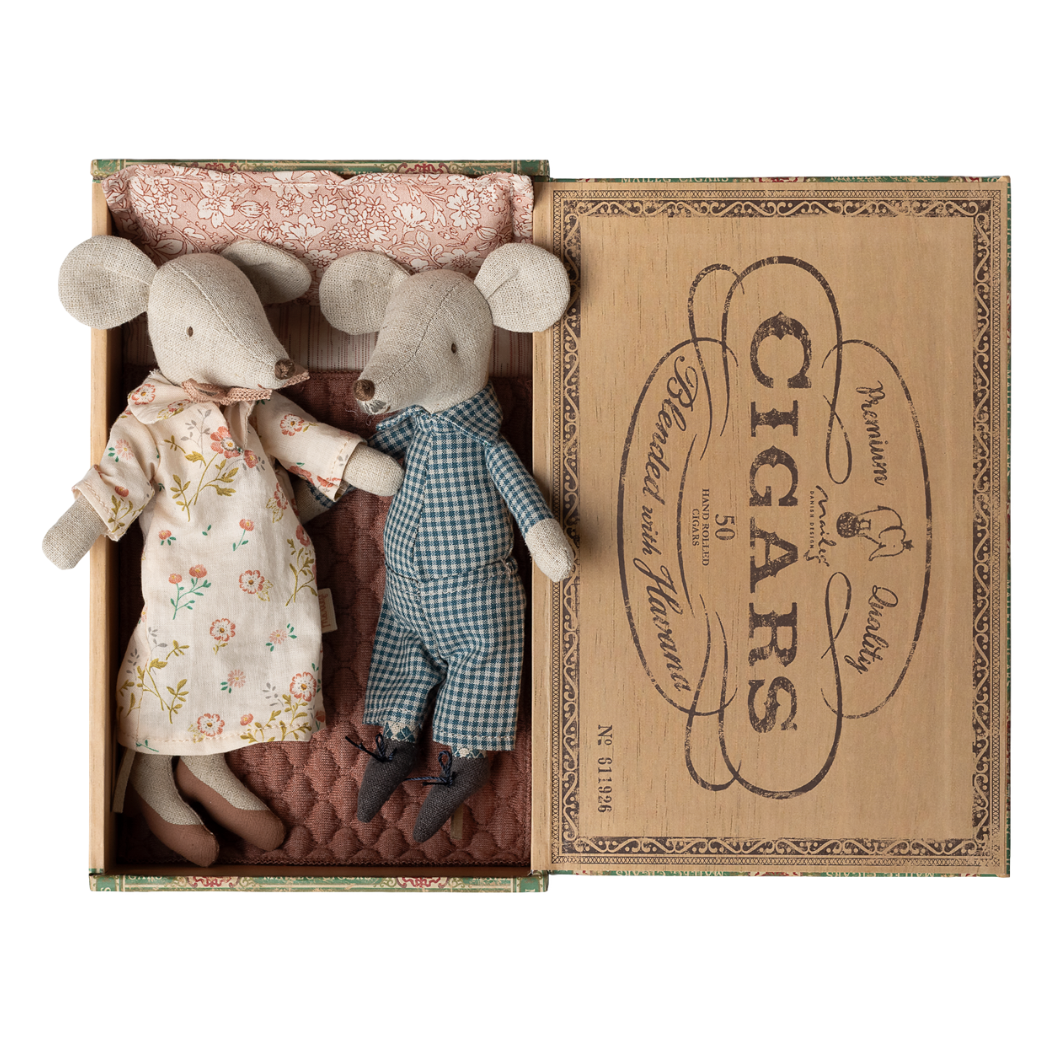 MAILEG Myšky v krabičce - babička a dědeček S26