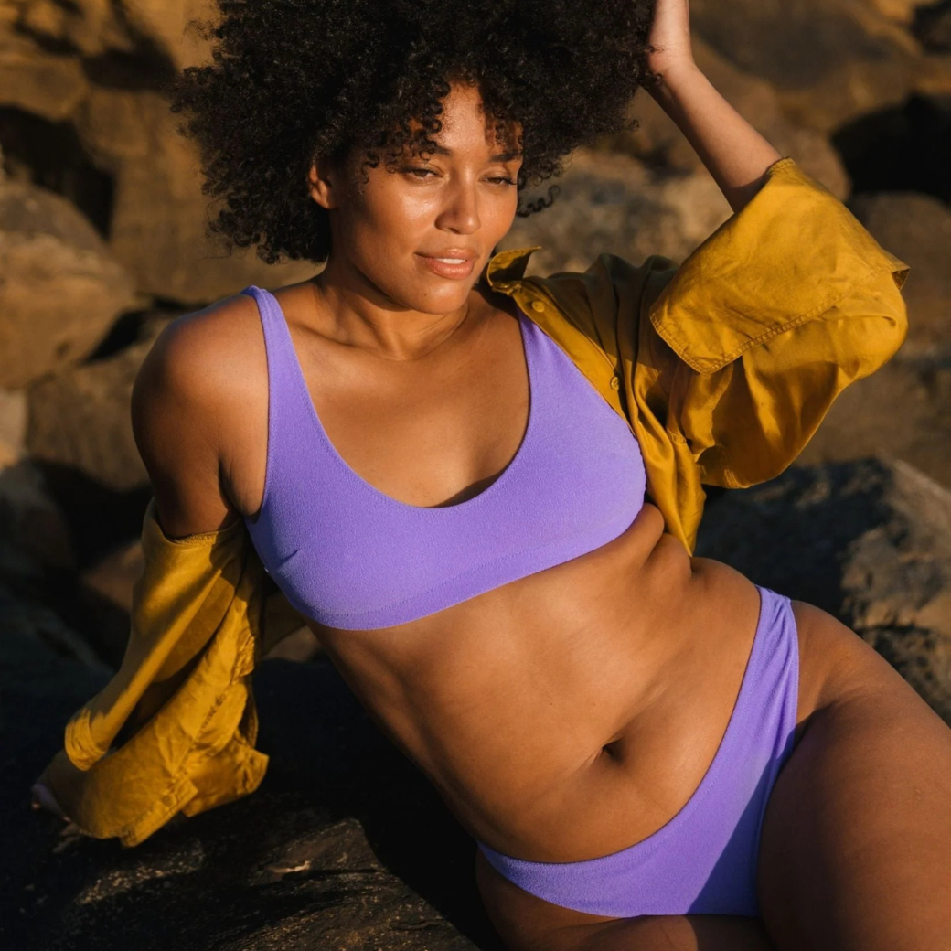 UNDERSTATEMENT Plavky (top) Scoop  Electric Lilac Velikost: S