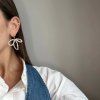 LE STUDIO Perlové náušnice visací - Mašle