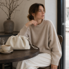 FREYA ESTEPHAN Kožená kabelka medium - Off-white