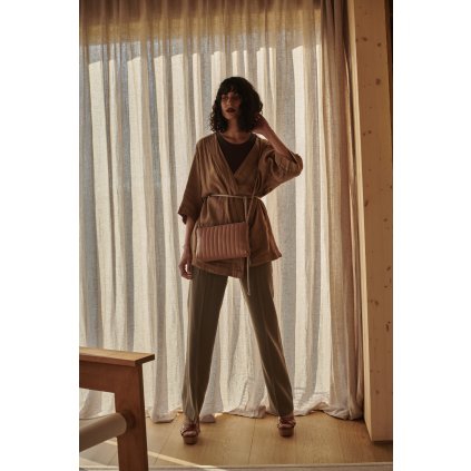 1601703 Monk & Anna Mori shoulderbag nougat 02