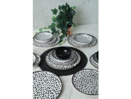 Porcelánová jídelní souprava DOT 24 ks