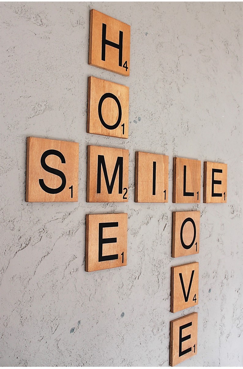 Levně Dřevěná nástěnná dekorace HOME SMILE LOVE polydřevo 15 cm