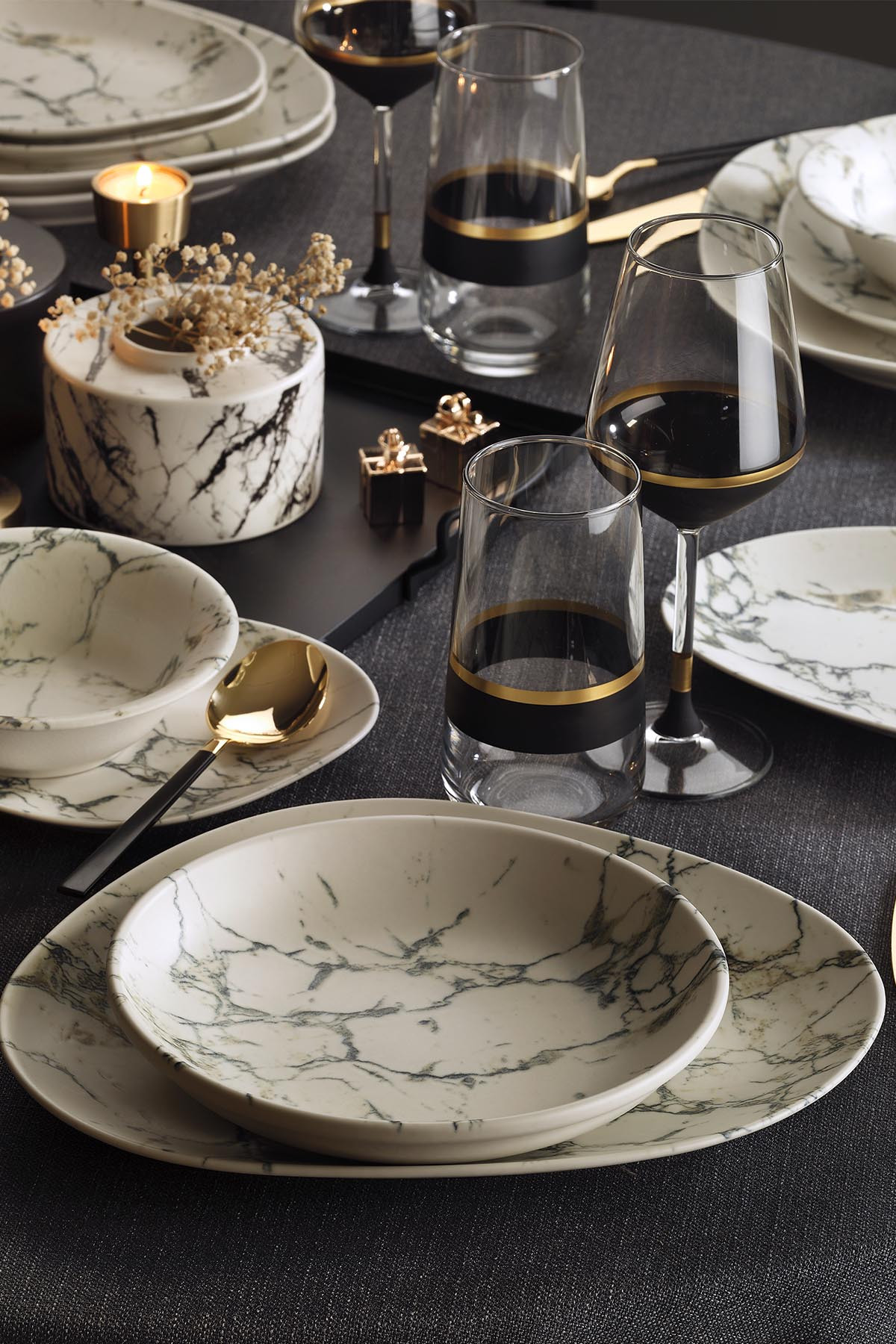 Levně Porcelánová jídelní souprava 24 ks MARBLE