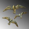 Nástěnná dekorace FLYING SEAGULLS  zlatí racci