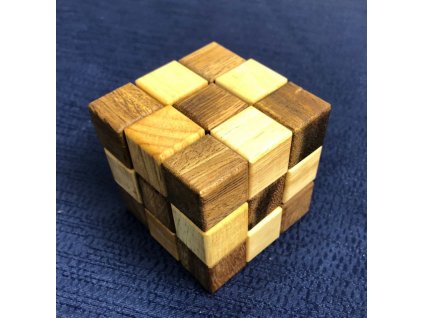 Snake large 3x3x3 beveled edges