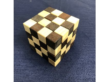 very-hard-puzzle-for-adults-velmi-narocne-tažky-hlavolam-the-king-snake-4x4x4-turn-the-snake-bakc-into-a-cube-pre-dospelých-vhodný-darček-creaive-crafthouse-eu