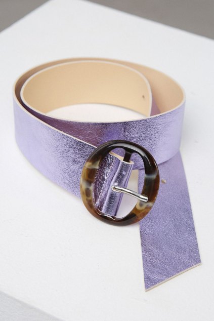 Fialový kožený pásek