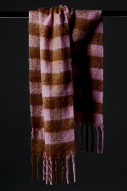Kostkovaná šála