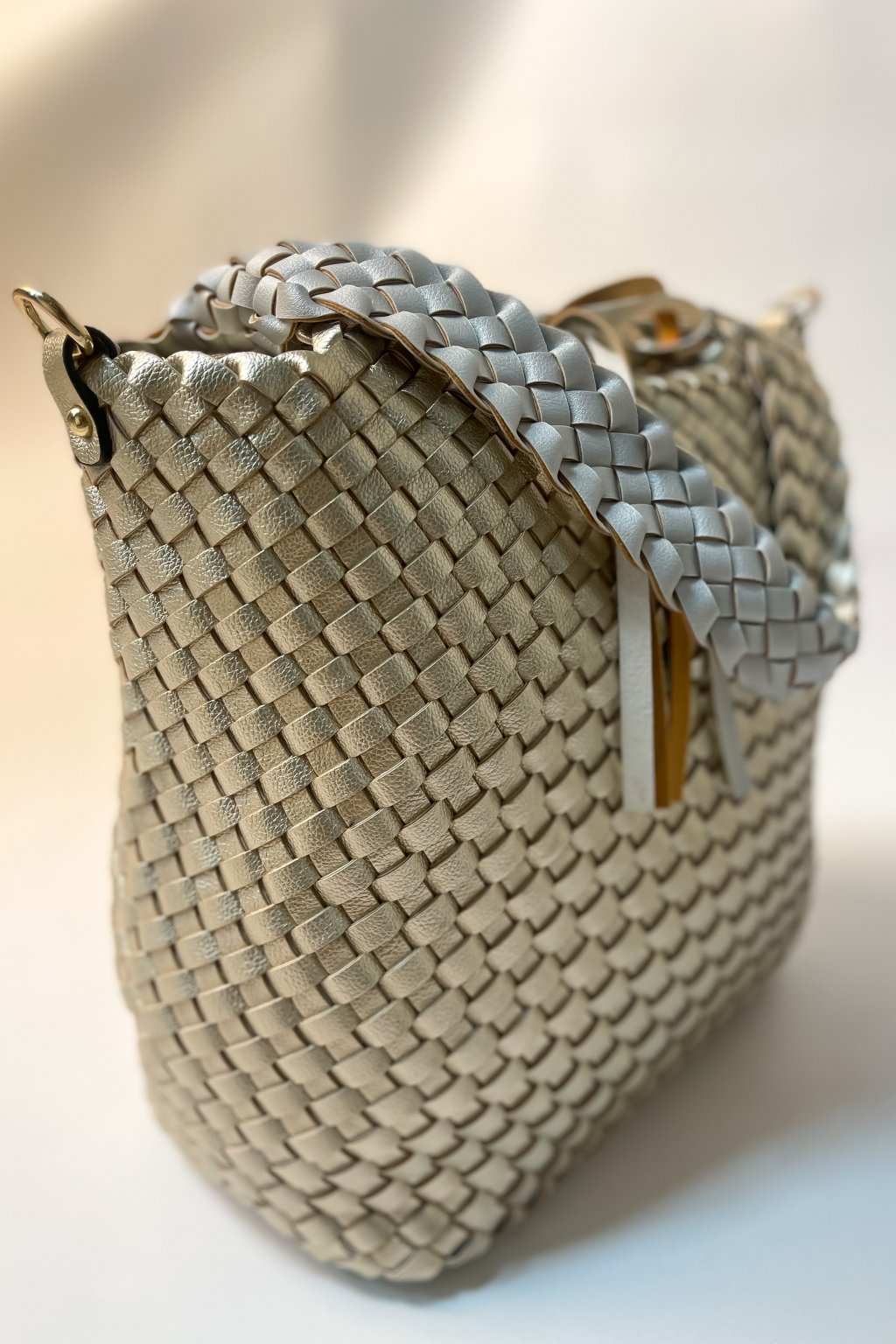 Zlato-strieborná obojstranná kabelka