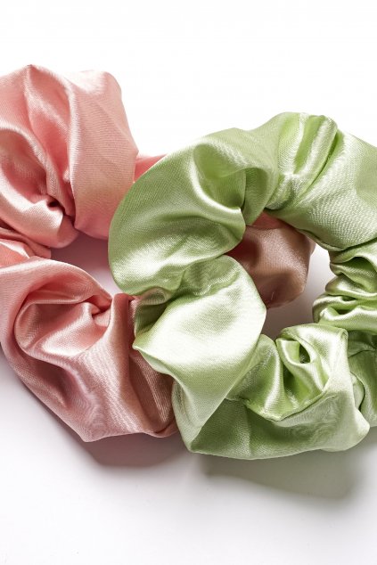 cribs, cribs oblečenie, dámske oblečenie, cribs eshop, slovenský eshop, rýchle dodanie, darček pre ňu, darček na vianoce, sveter, šaty, sukňa, kožené kraťasy, koženkové šórtky, vianočný darček, darček pre 137