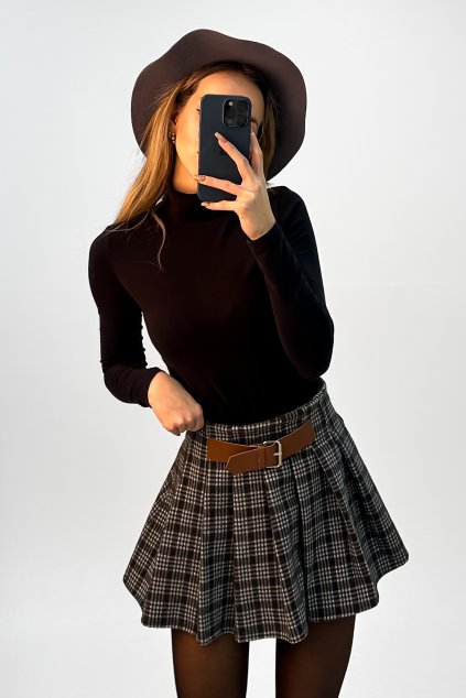 Skladaná sukňa s podšívkou šórtiek sivá