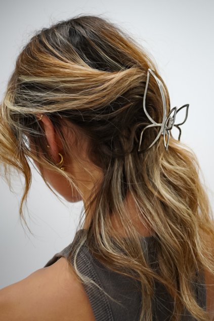 Strieborný štipec do vlasov- motýľ