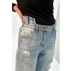 Mom fit džínsy s prerušeným pásom a s dierami