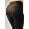 Koženkové push up nohavice čierne