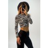 Vzorovaný cropnutý rolák z viskózy zebra