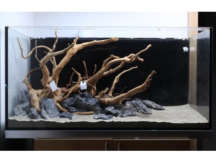 trojuhelnikovy Hardscape 140x40 cm redmoor wood seiryu stone 002