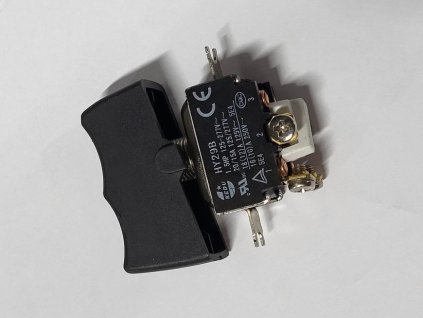 1a85d8a865949189e5ed6ee5d5bc37c4