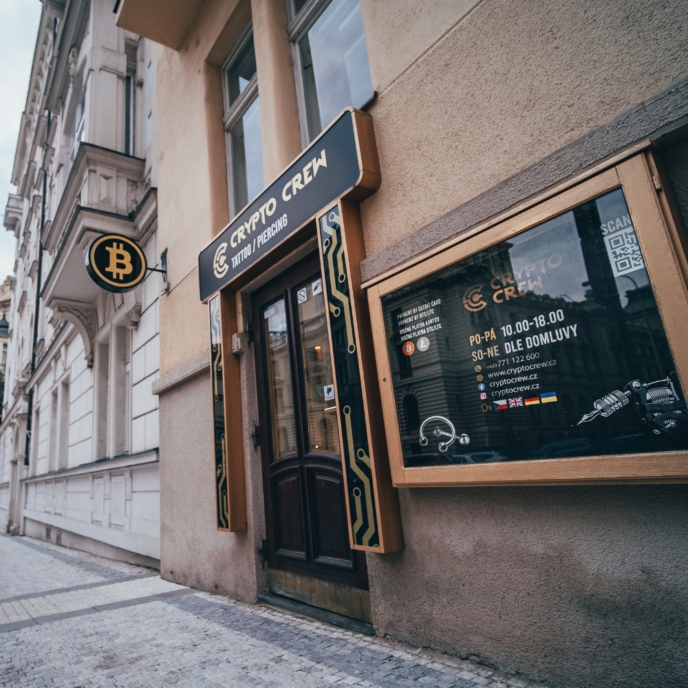 Staré studio CryptoCrew