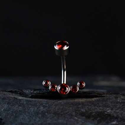 Titanový piercing do pupíku Smilea (červený)