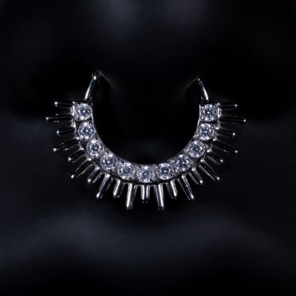 Zdobený titanový piercing IceBreaker zdobený kroužek se zirkony a ostanmi